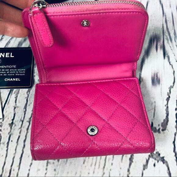 Chanel Matelasse Quilted Leather Pink Caviar Trifold Wallet CC Logo & Box/Card - Picture 8 of 13
